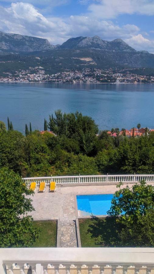 Mountain Bay Views Apartments Njivice Luaran gambar