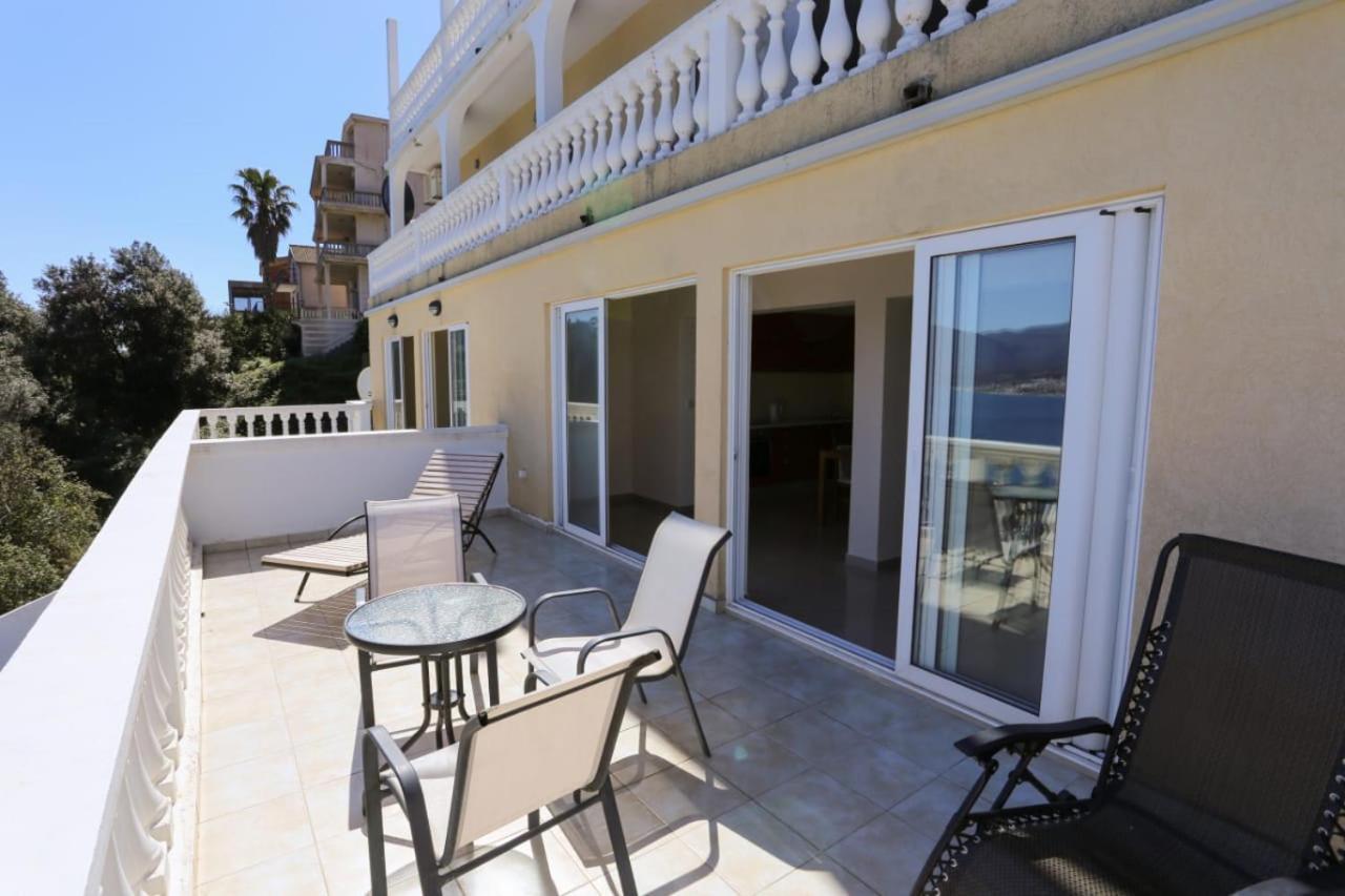 Mountain Bay Views Apartments Njivice Luaran gambar