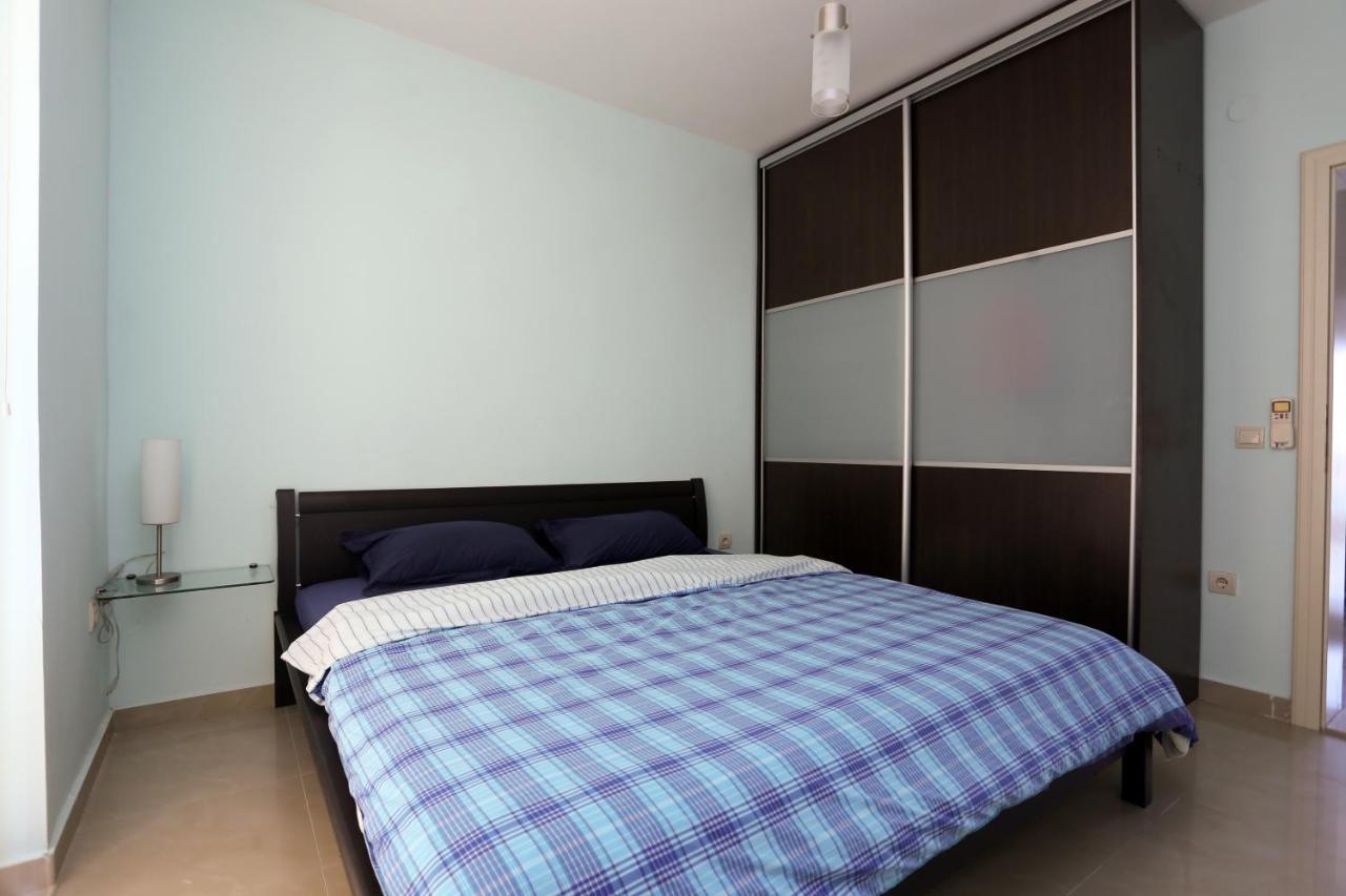 Mountain Bay Views Apartments Njivice Luaran gambar