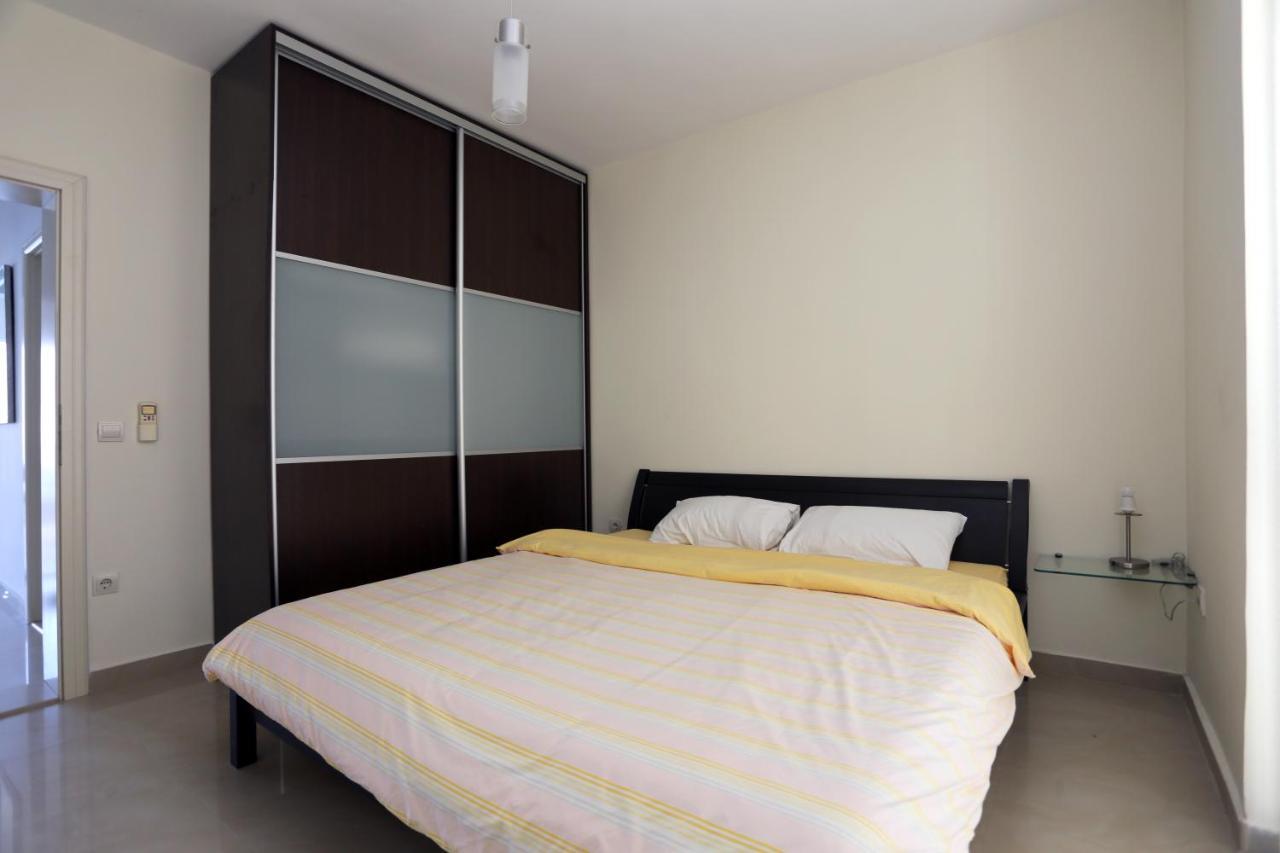 Mountain Bay Views Apartments Njivice Luaran gambar