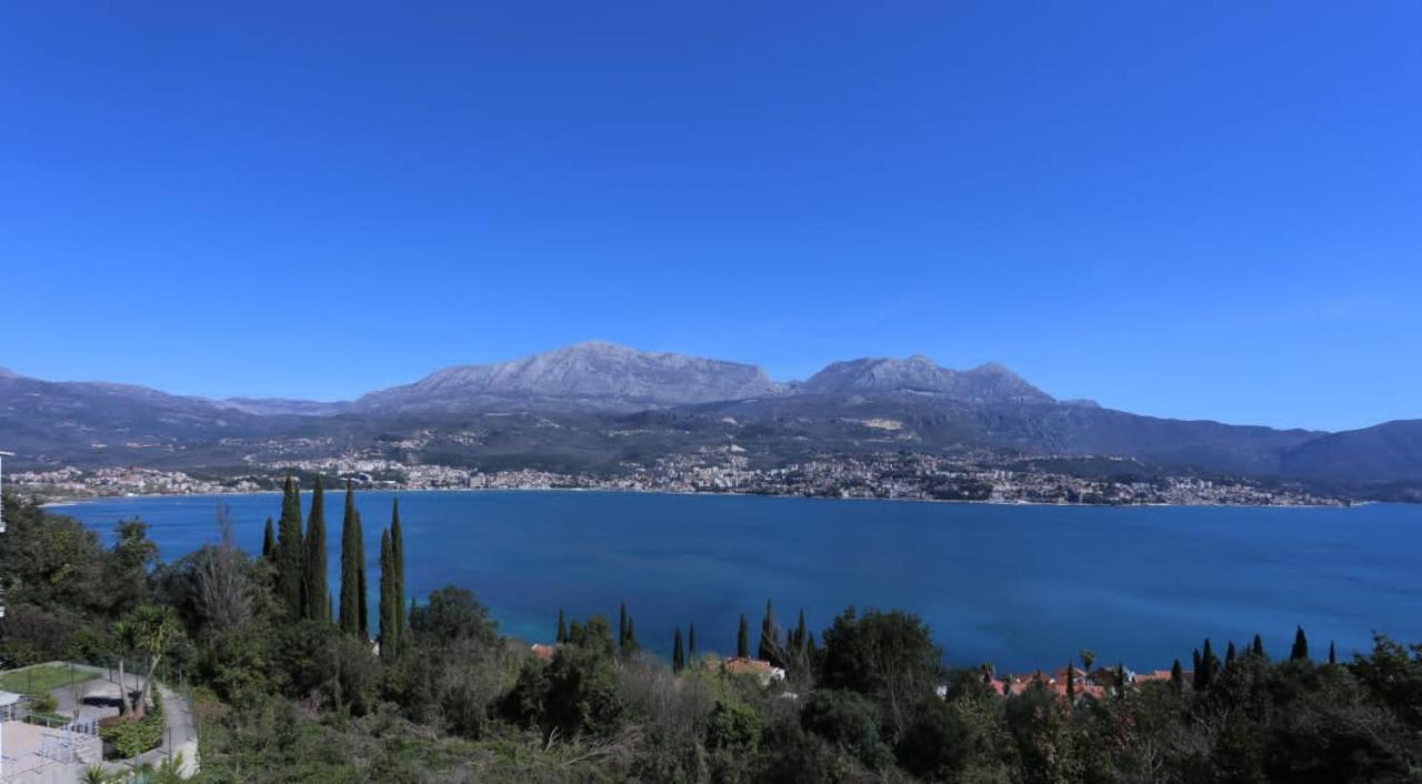 Mountain Bay Views Apartments Njivice Luaran gambar