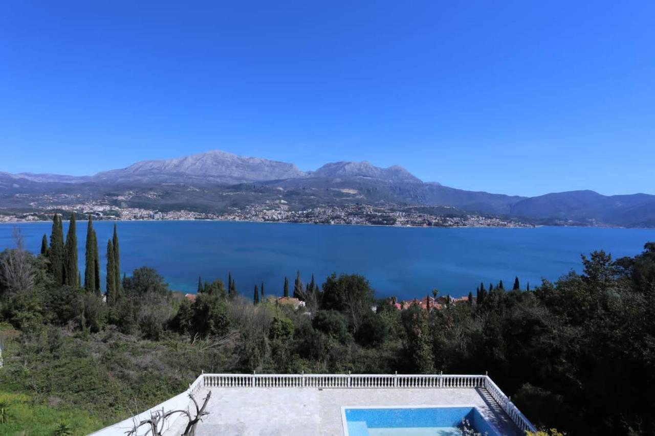 Mountain Bay Views Apartments Njivice Luaran gambar