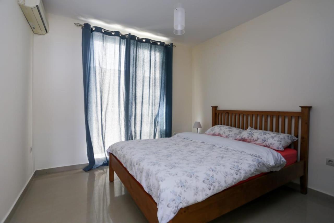 Mountain Bay Views Apartments Njivice Luaran gambar